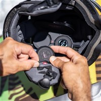 Chips ULTRA 3.0 (Premium True-Wireless Helmet Audio)